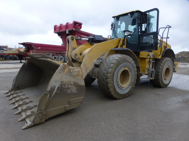 Chargeuse CATERPILLAR  950 GC