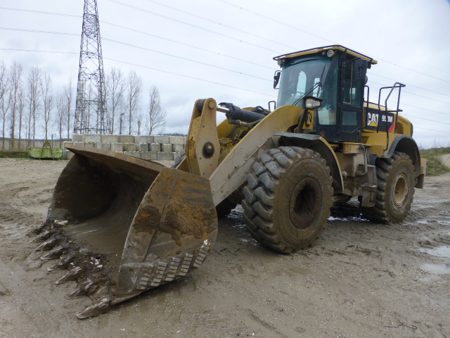 Chargeuse sur Pneus CATERPILLAR 950  M.